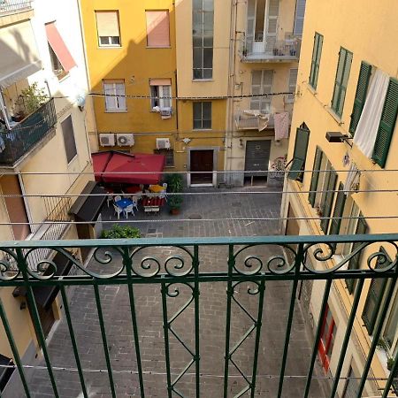 Riposo In Centro Citta Apartment La Spezia Bagian luar foto